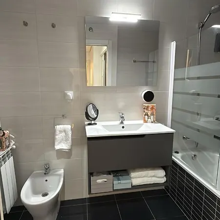 - Con Parking Incluido * Castro Urdiales