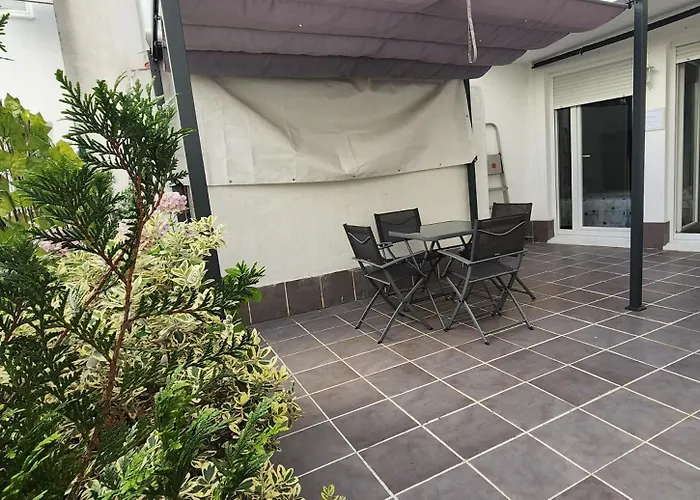 - Con Parking Incluido Apartment