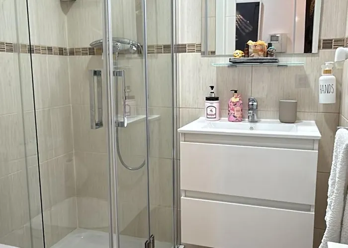 - Con Parking Incluido * Castro Urdiales